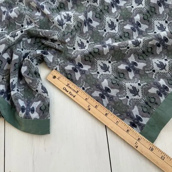 Tory Burch Merin Print Silk Shorts in Bedford Gray Womens Size 4 - Picture 11 of 13